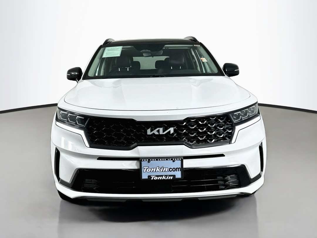 2022 Kia Sorento SX - Image 2