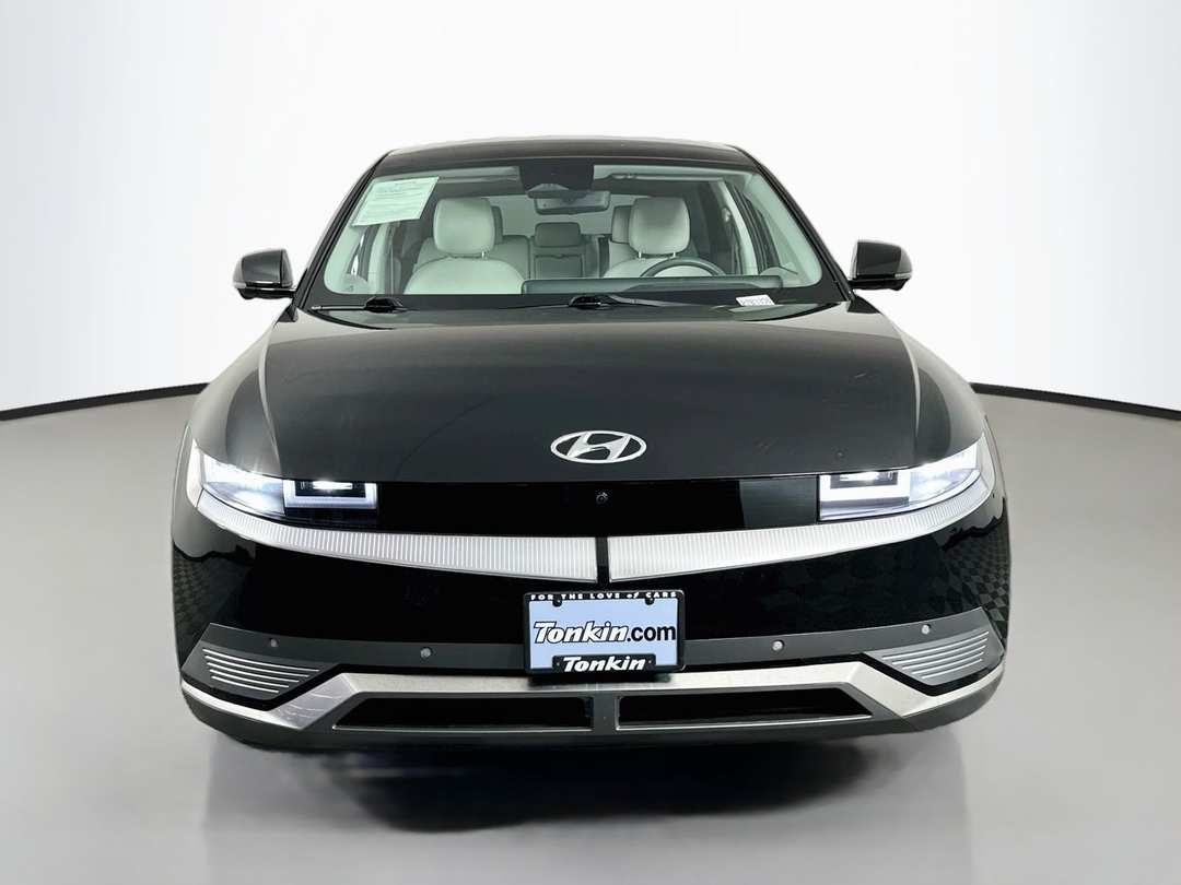 2024 Hyundai Ioniq 5 Limited - Image 2