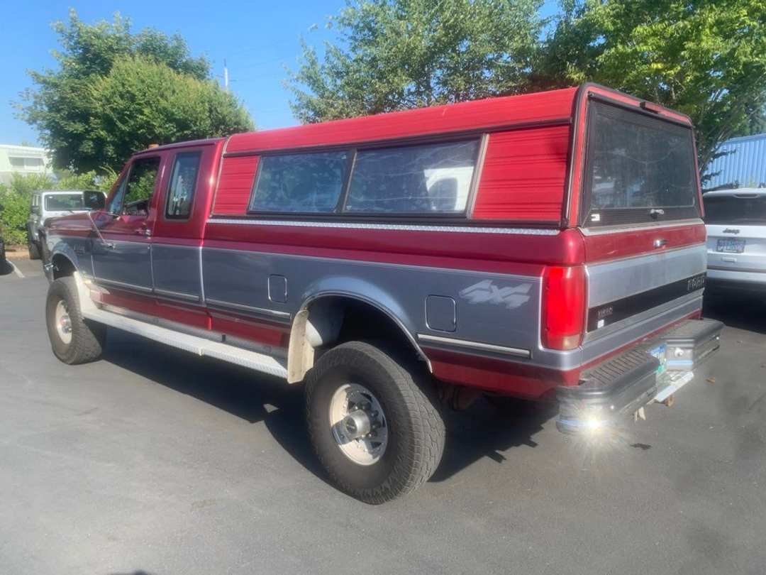 1994 Ford F-250 XL HD - Image 2