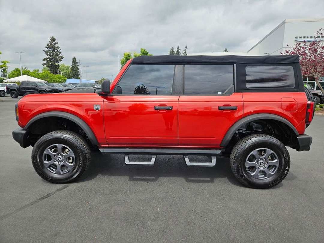 2022 Ford Bronco Big Bend - Image 3