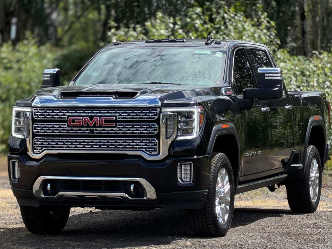 2022 GMC Sierra 3500Hd Denali - Image 3