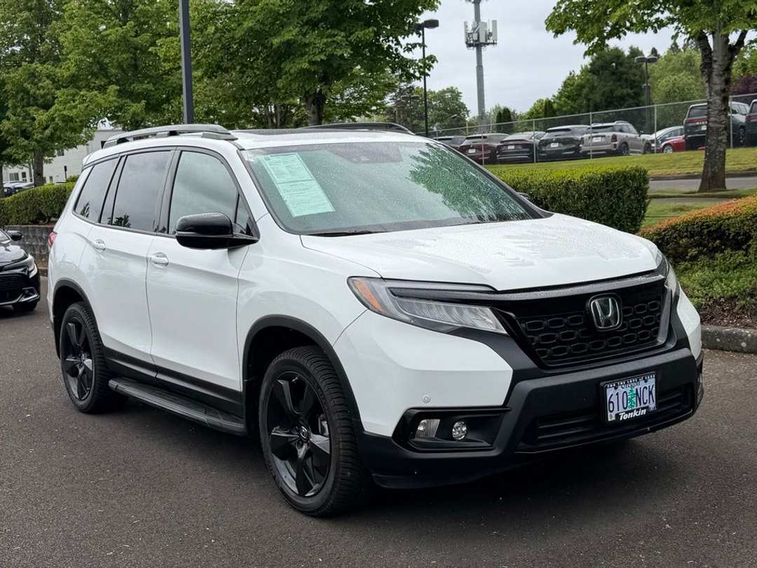 2021 Honda Passport Elite - Image 2
