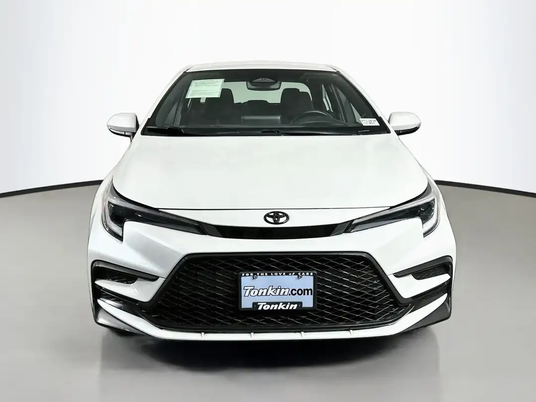 2023 Toyota Corolla SE - Image 2