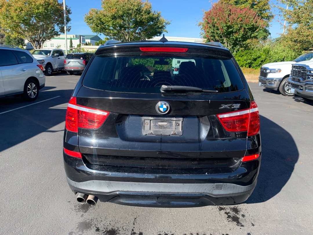 2017 BMW X3 xDrive28i - Image 3