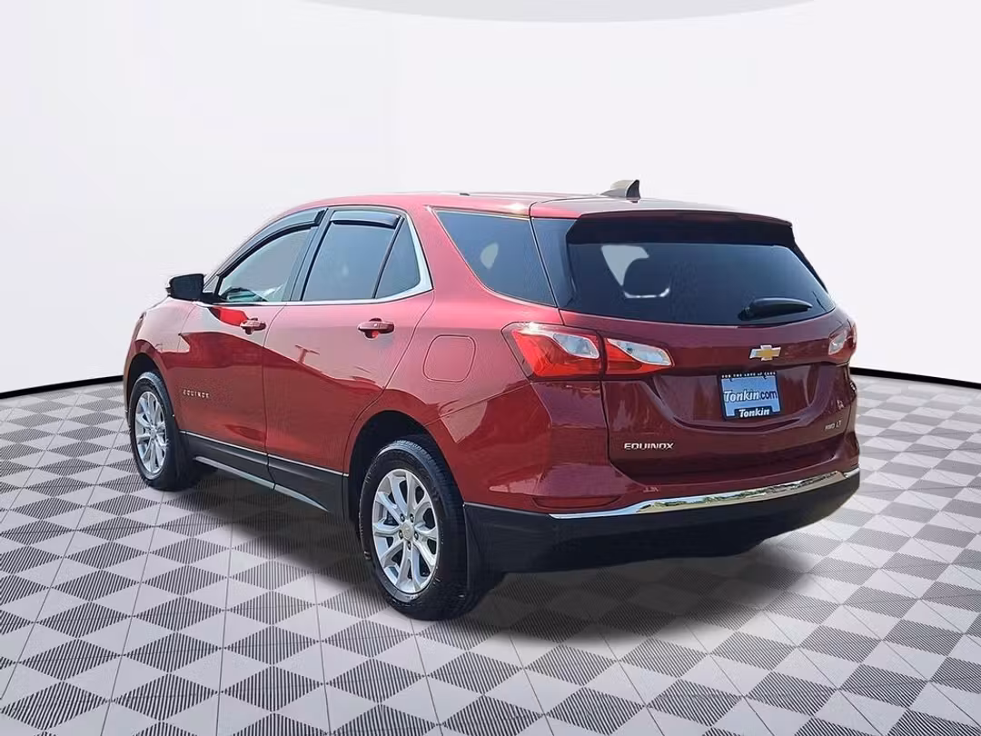 2019 Chevrolet Equinox LT - Image 3