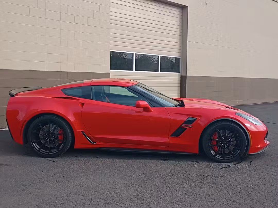 2017 Chevrolet Corvette Grand Sport - Image 3
