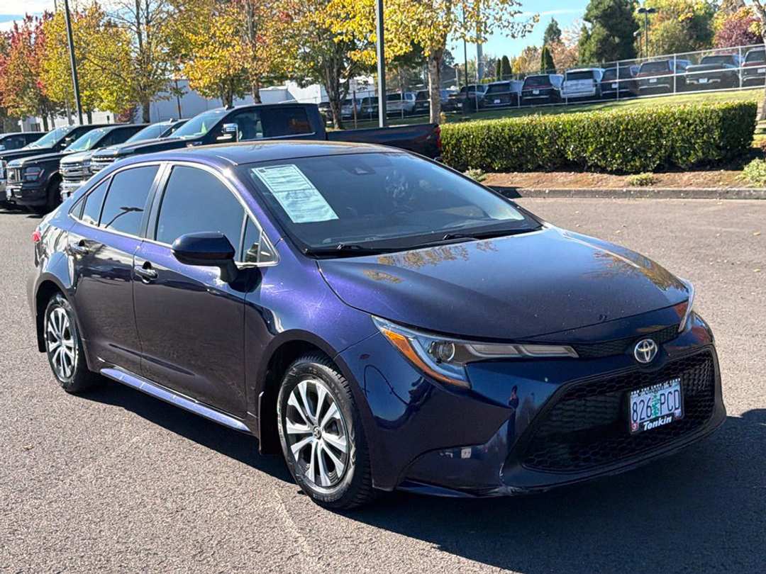 2022 Toyota Corolla Hybrid LE - Image 2