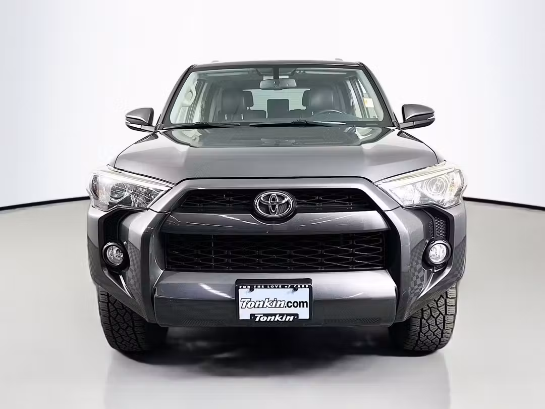 2016 Toyota 4Runner SR5 Premium - Image 3