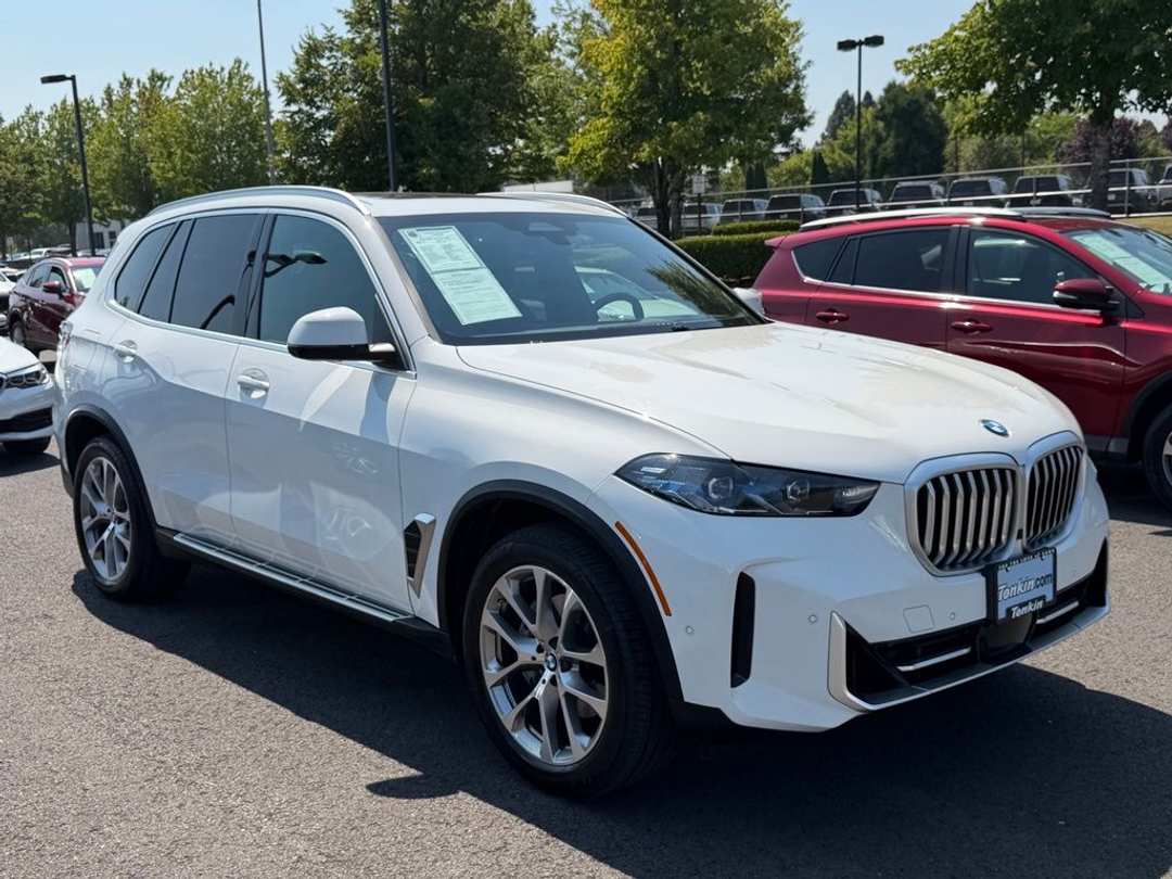 2026 BMW X5 xDrive40i - Image 2
