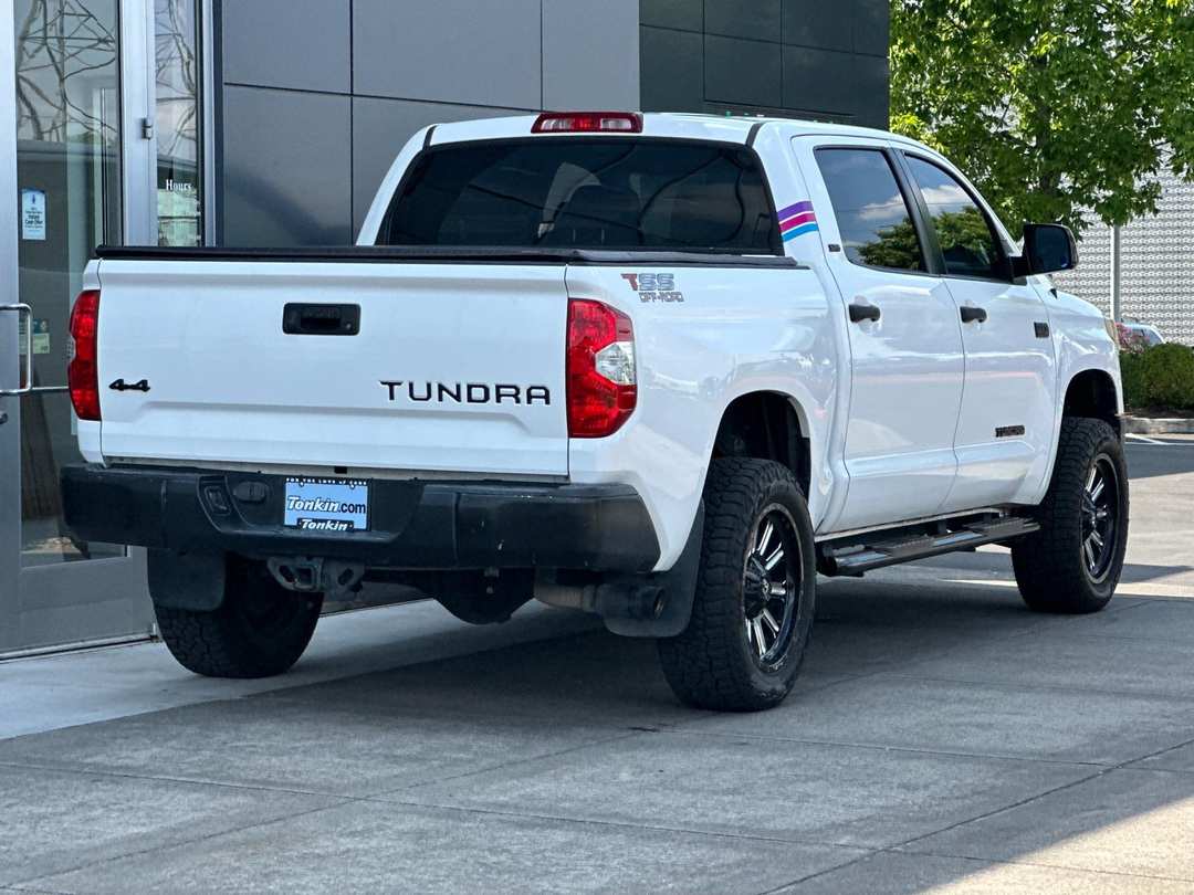 2019 Toyota Tundra SR5 - Image 3