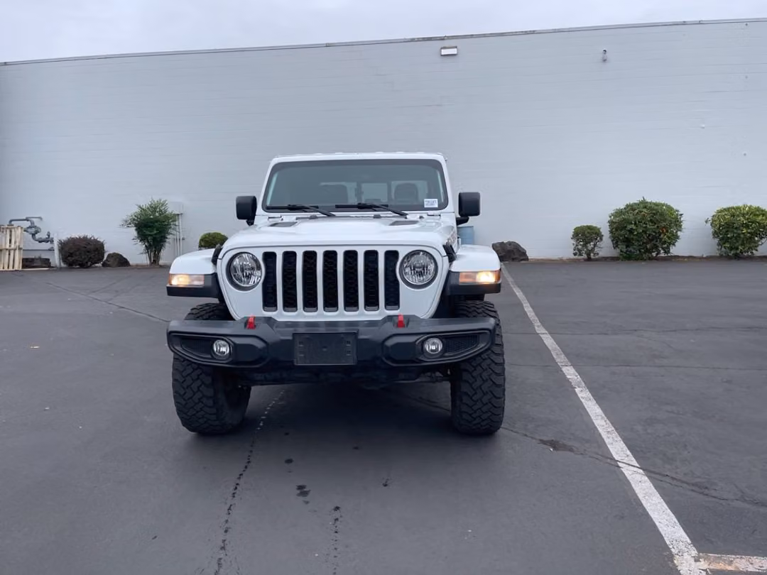 2023 Jeep Gladiator Rubicon - Image 2