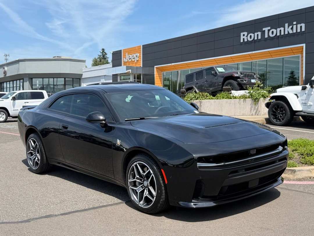 2026 Dodge Charger R/T Scat Pack - Image 2