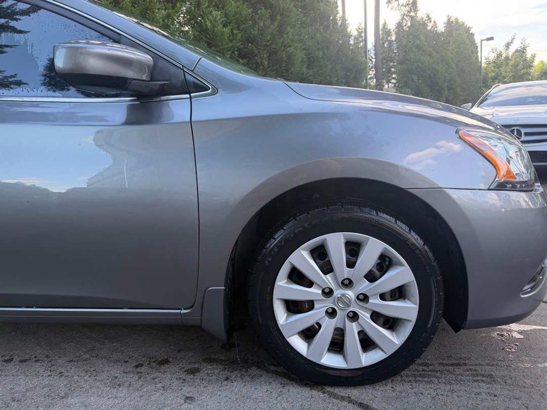 2015 Nissan Sentra S - Image 3