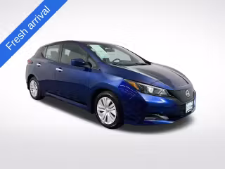 2023 Nissan LEAF S