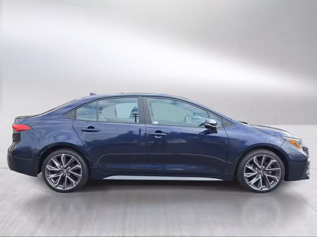 2021 Toyota Corolla XSE - Image 2