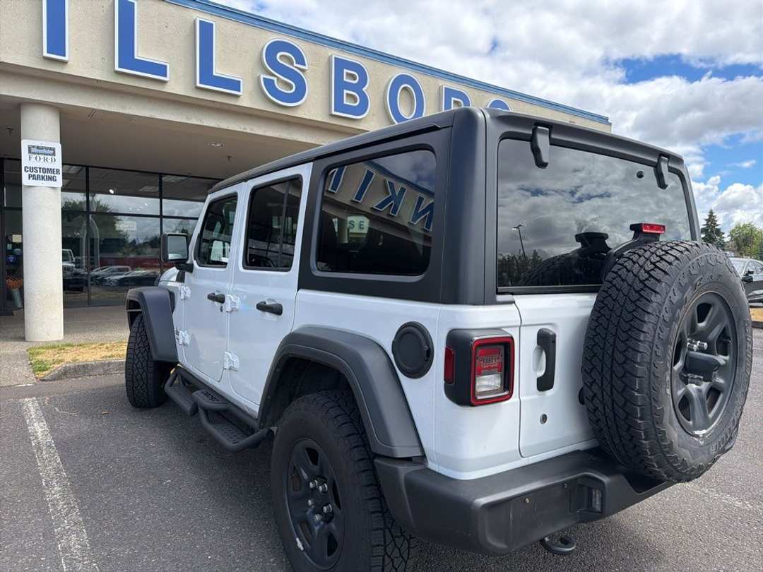 2018 Jeep Wrangler Unlimited Sport - Image 3