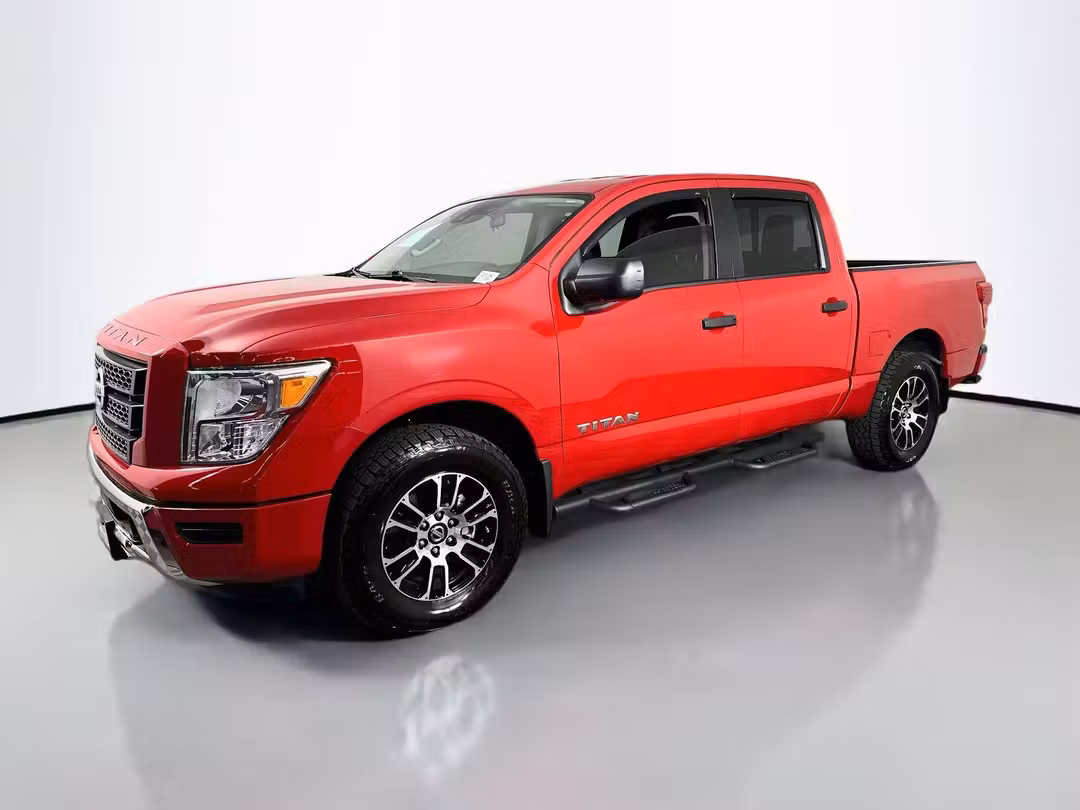2022 Nissan Titan SV - Image 3