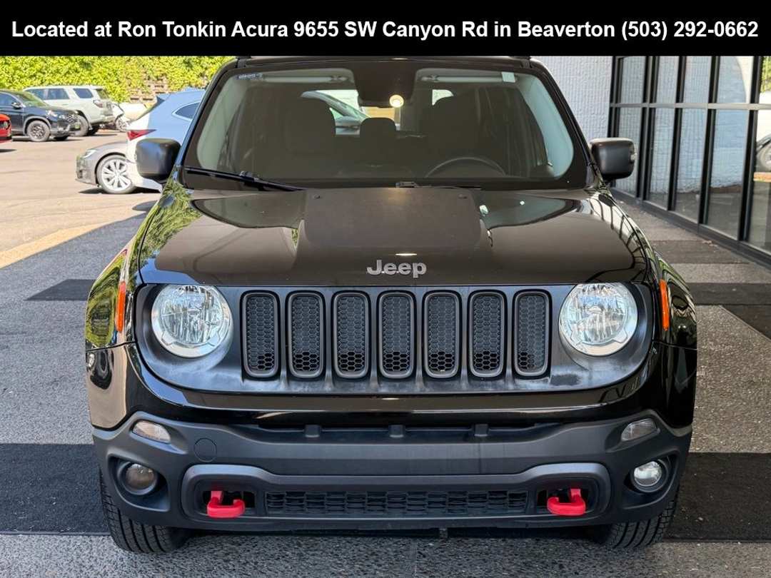 2016 Jeep Renegade Trailhawk - Image 3