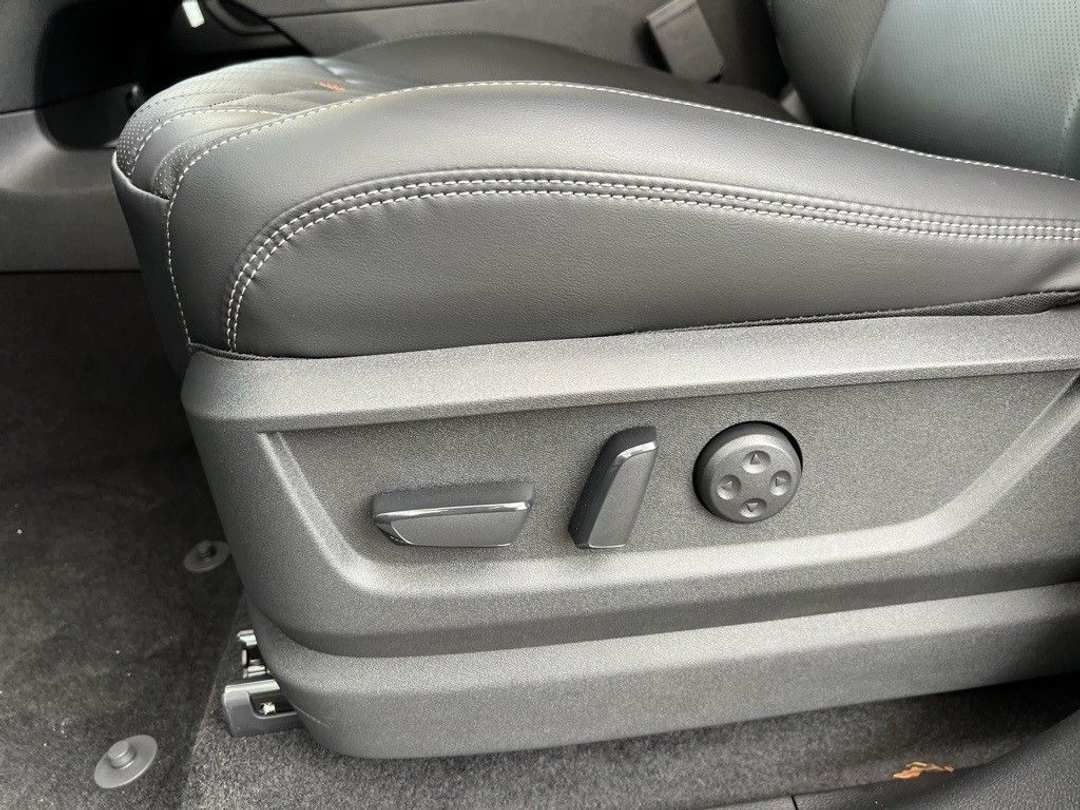 2026 Nissan Armada PRO-4X - Photo 13