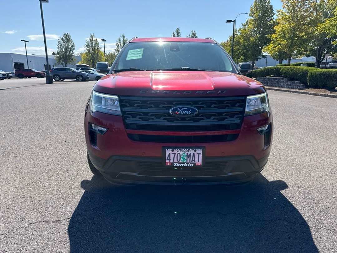 2019 Ford Explorer XLT - Image 2