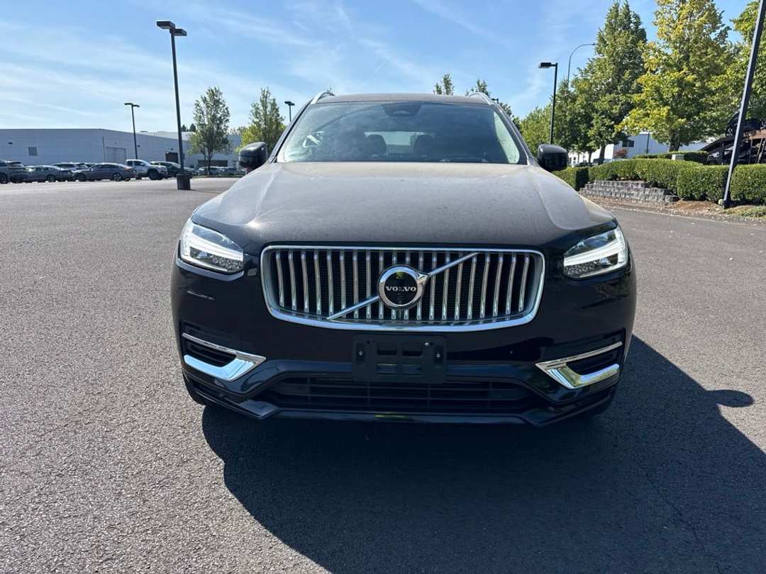 2024 Volvo Xc90 Recharge Plug-In Hybrid Ultimate - Image 2