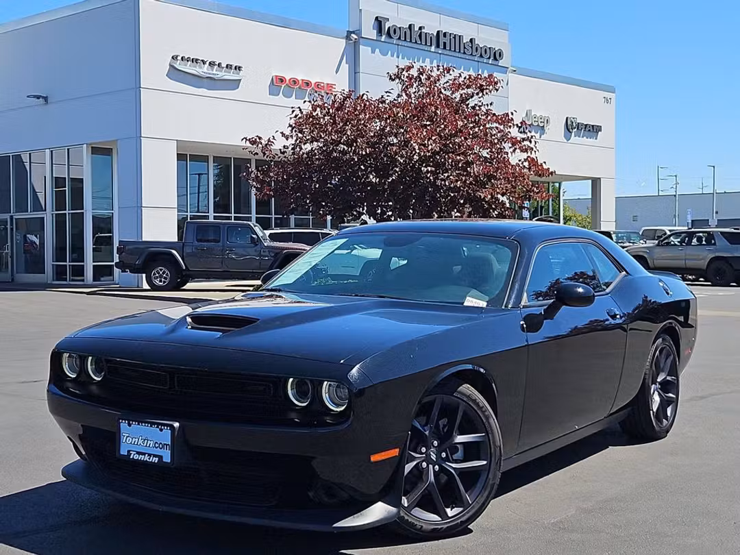 2023 Dodge Challenger GT - Image 2