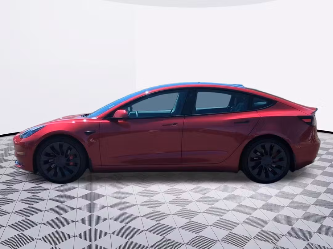 2023 Tesla Model 3 Performance - Image 3