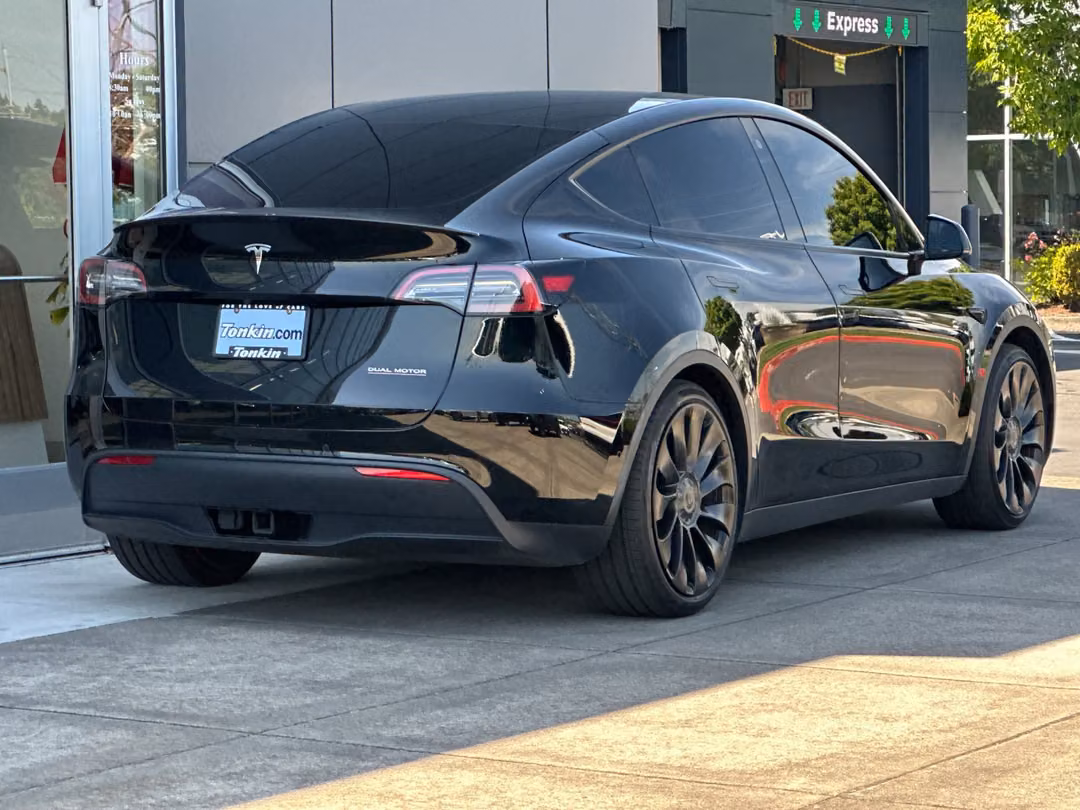 2022 Tesla Model Y Performance - Image 3