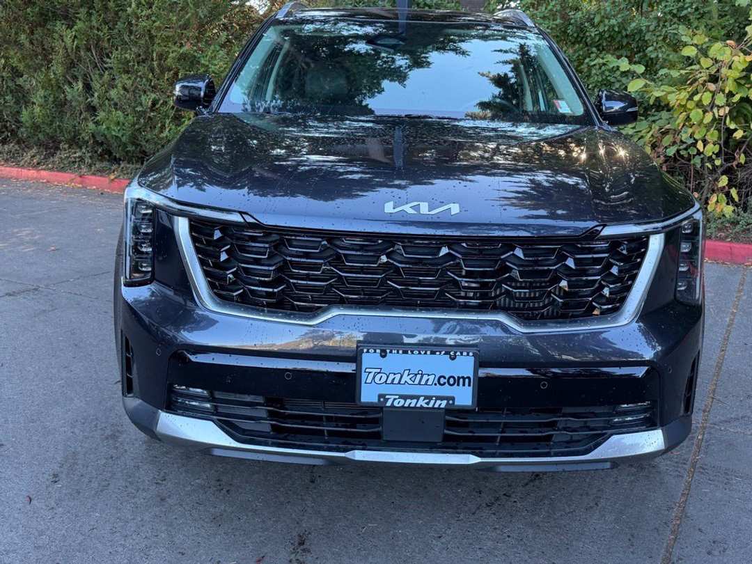 2025 Kia Sorento EX - Image 2