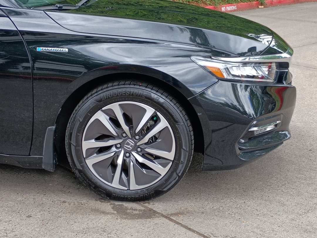 2020 Honda Accord Hybrid EXL - Image 2