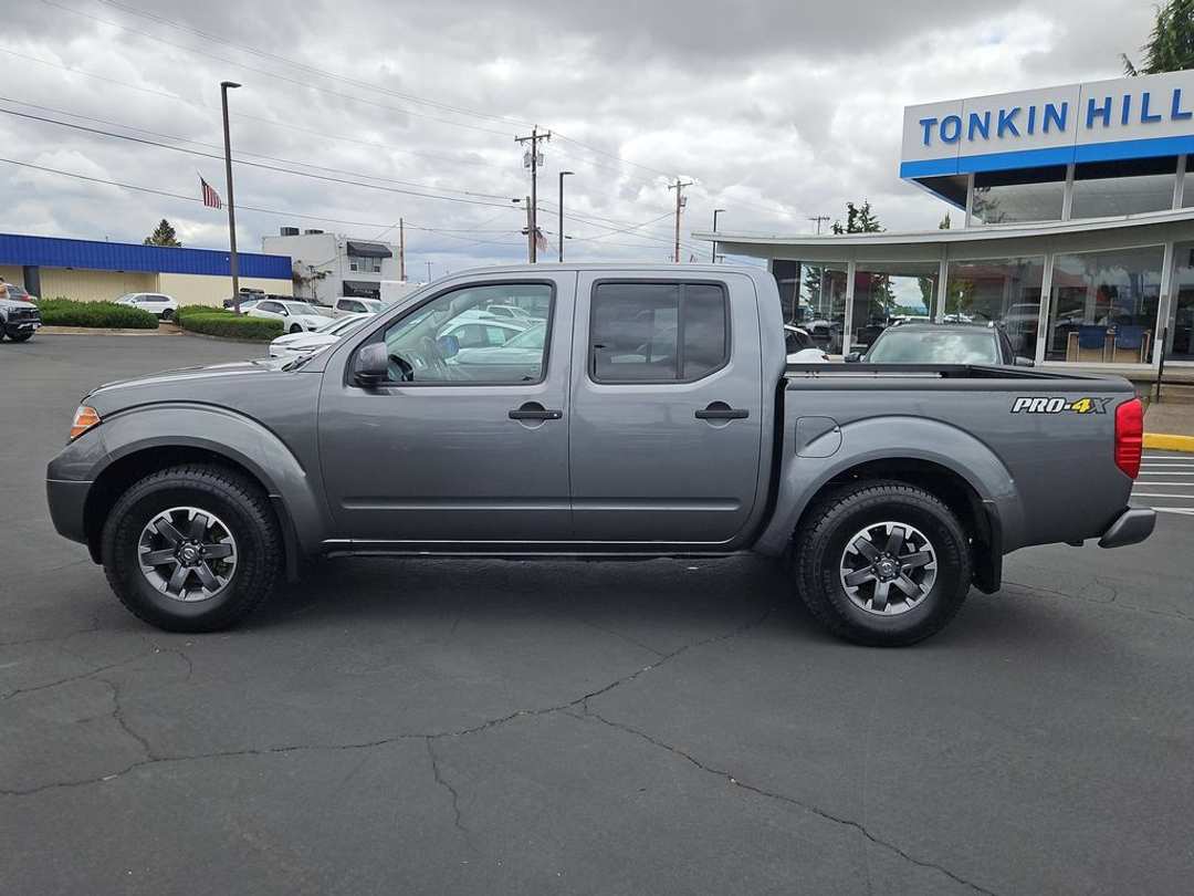 2018 Nissan Frontier PRO4X - Image 3