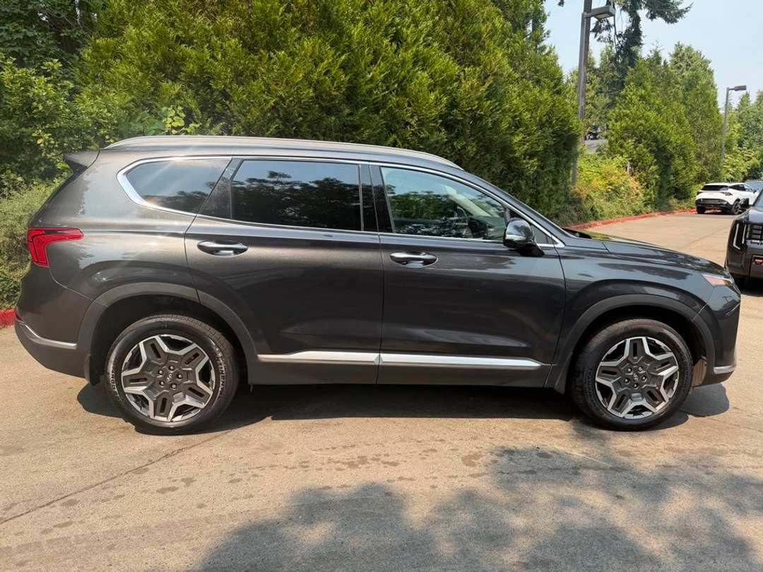 2023 Hyundai Santa Fe Hybrid SEL Premium - Image 2