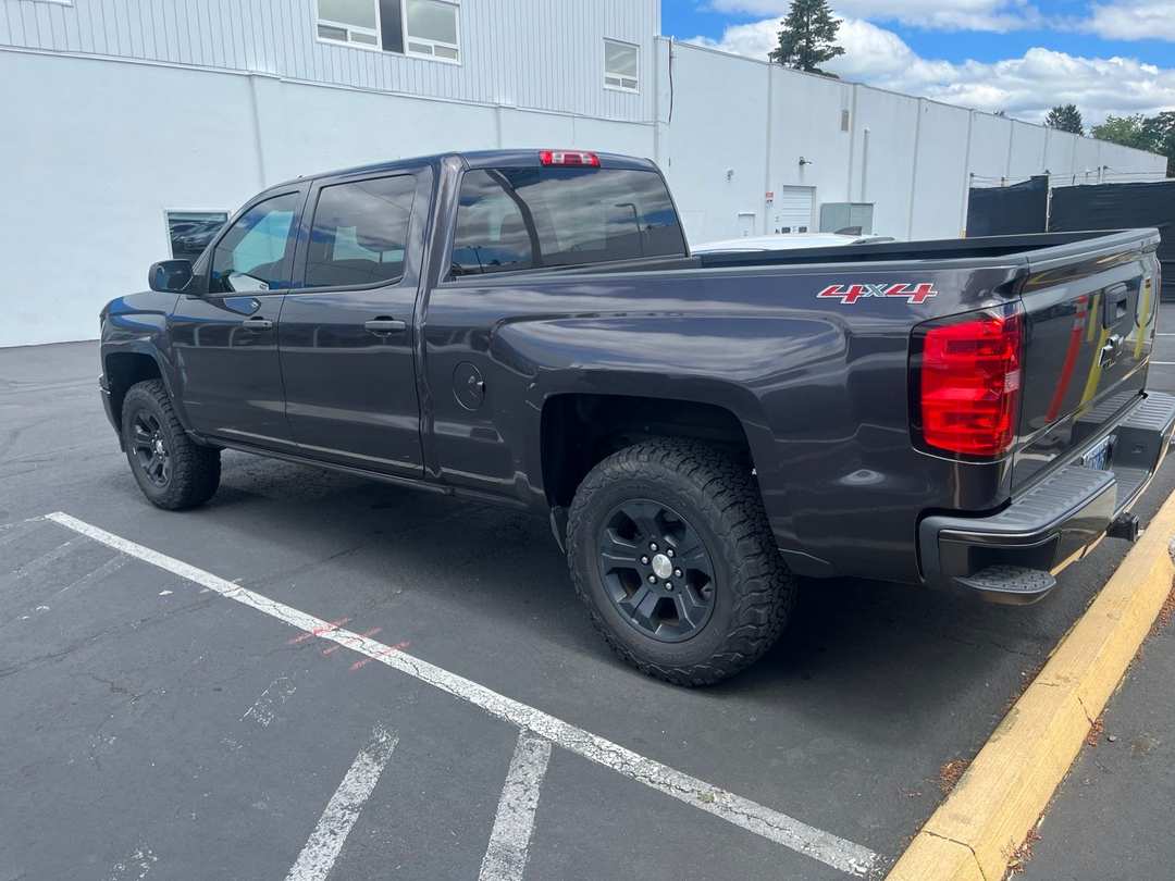 2014 Chevrolet Silverado 1500 LT - Image 3