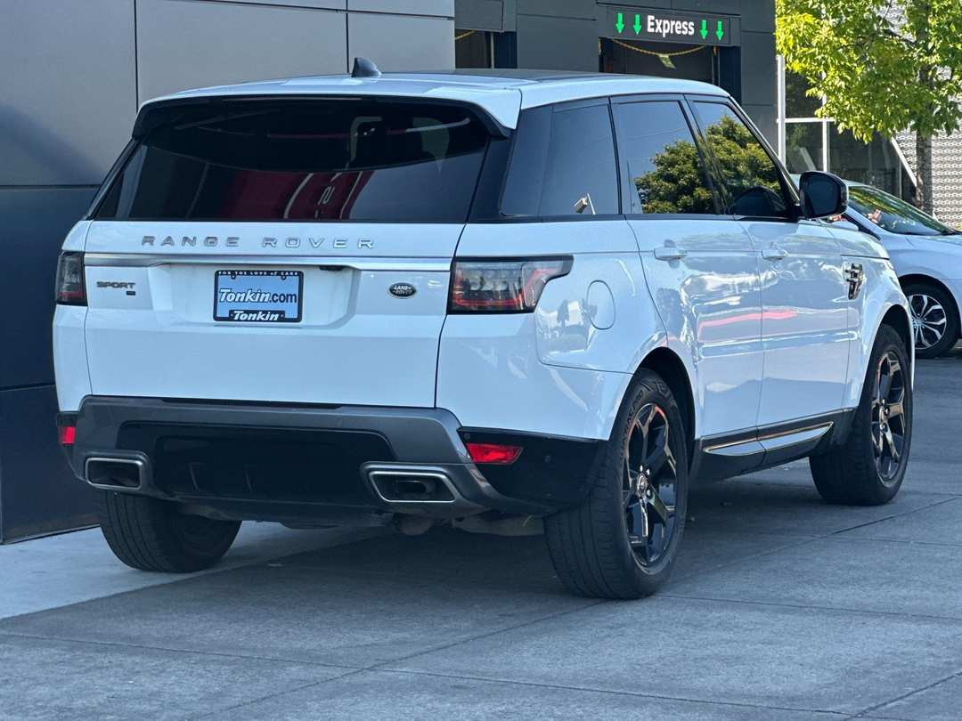 2020 Land Rover Range Rover Sport HSE - Image 3