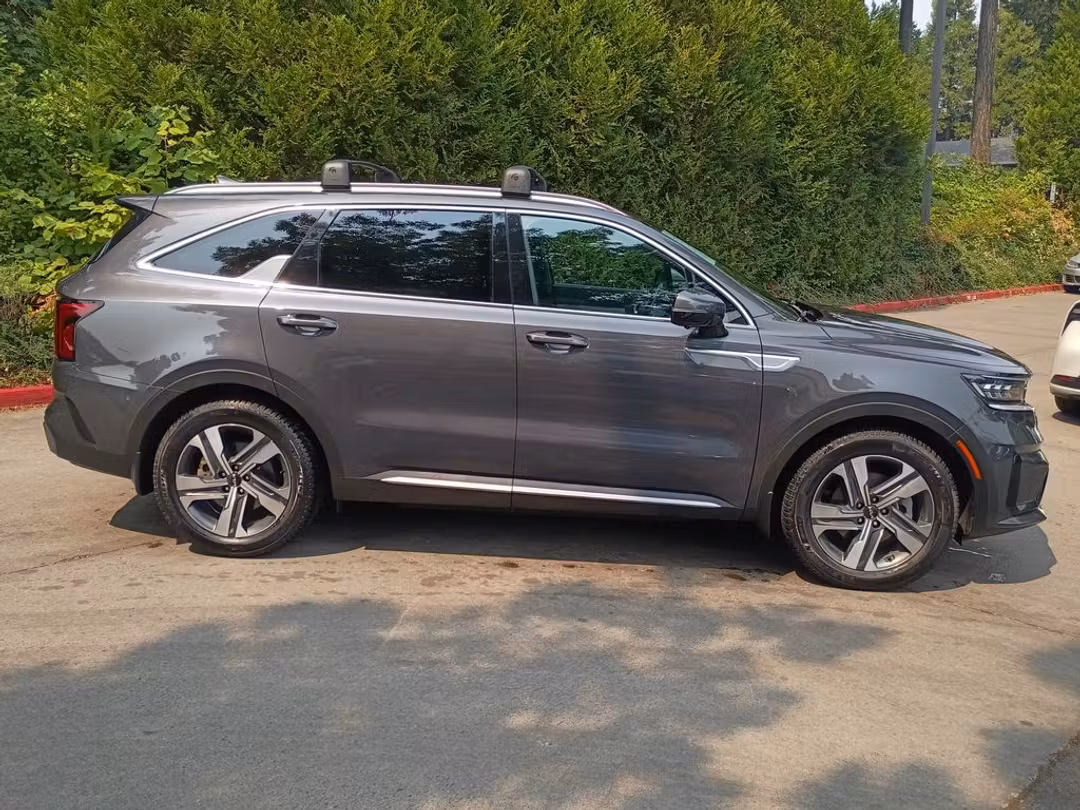 2023 Kia Sorento Hybrid SX Prestige - Image 3