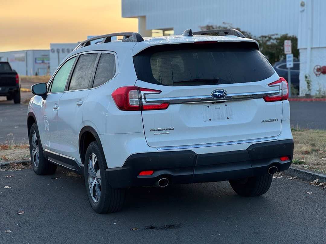 2025 Subaru Ascent Premium - Image 2