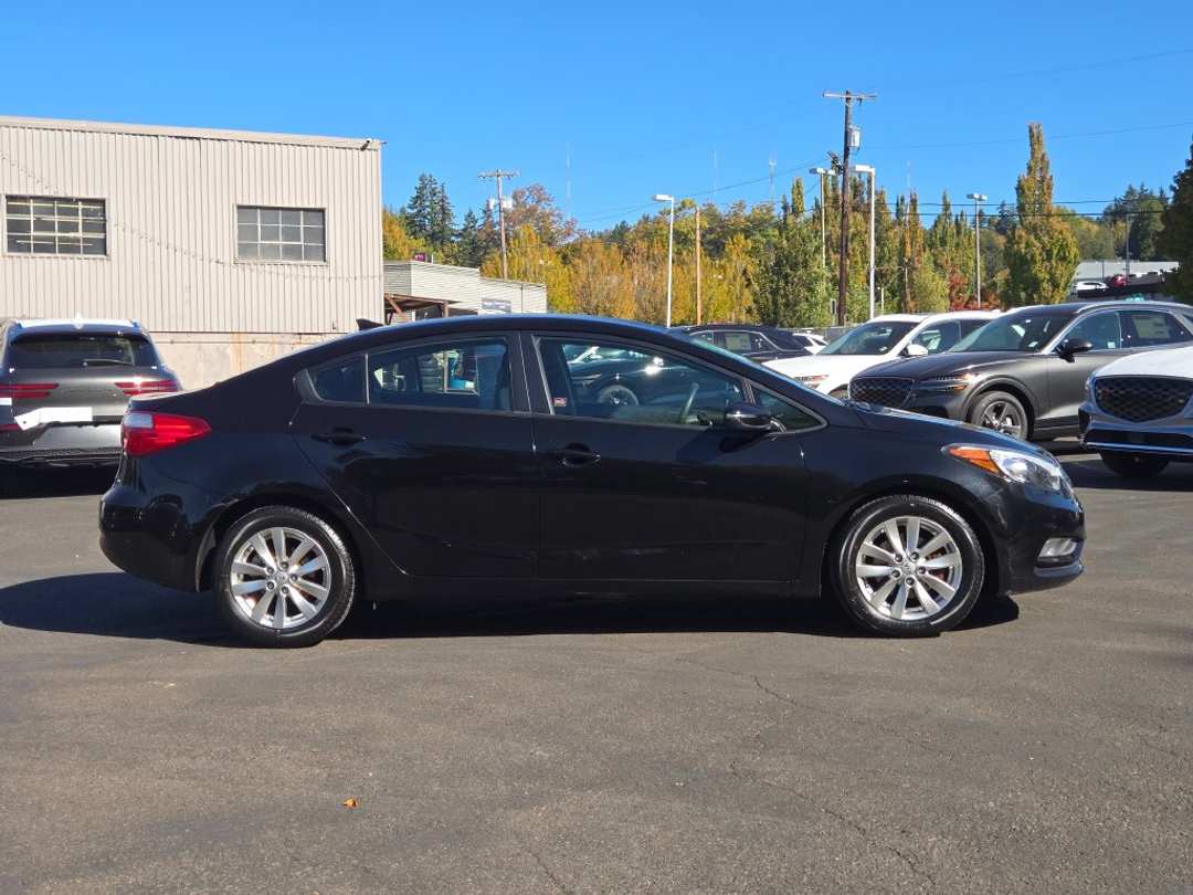 2016 Kia Forte LX - Image 3