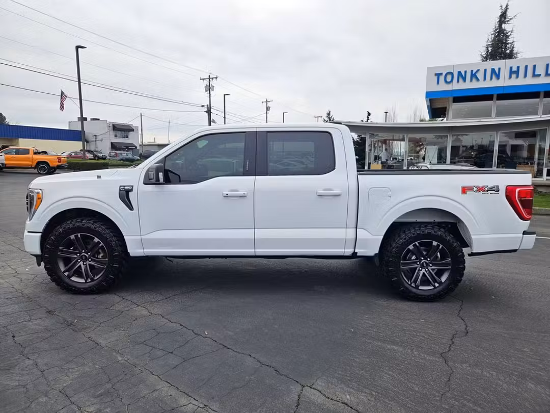 2022 Ford F-150 XLT - Image 3