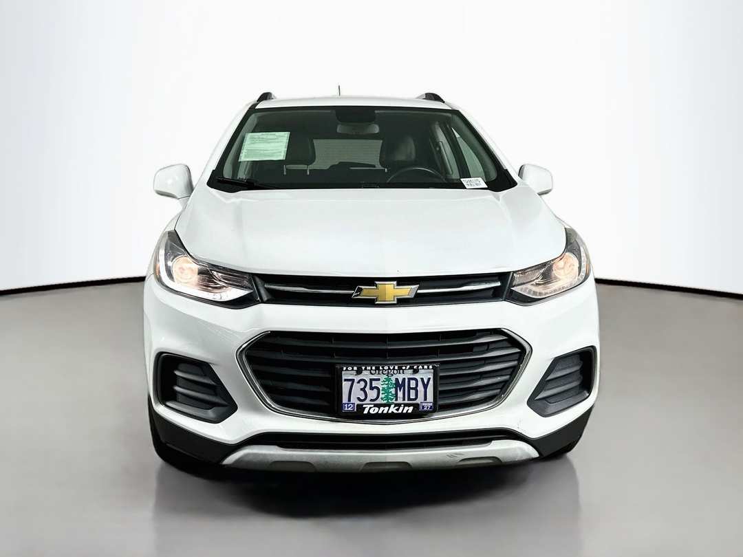 2017 Chevrolet Trax LT - Image 2