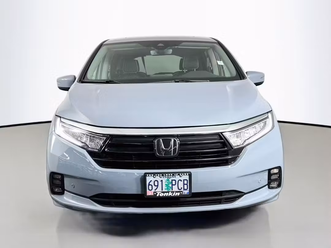 2023 Honda Odyssey Elite - Image 3