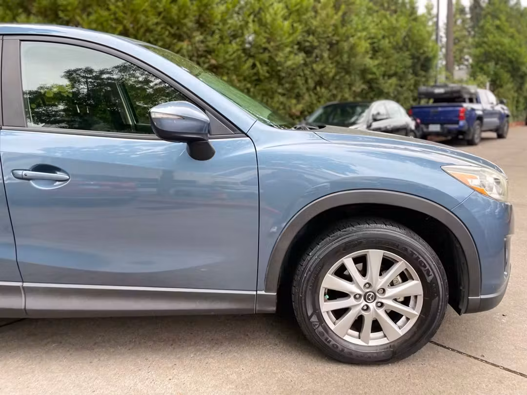 2015 MAZDA CX-5 Touring - Image 2