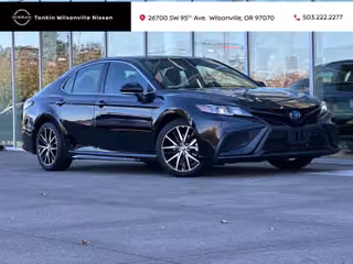 2023 Toyota Camry Hybrid SE