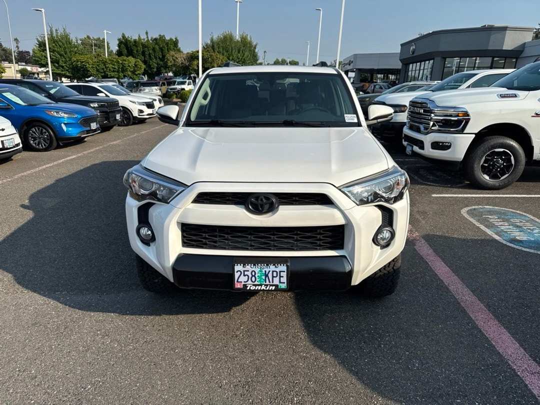 2018 Toyota 4Runner SR5 Premium - Image 2
