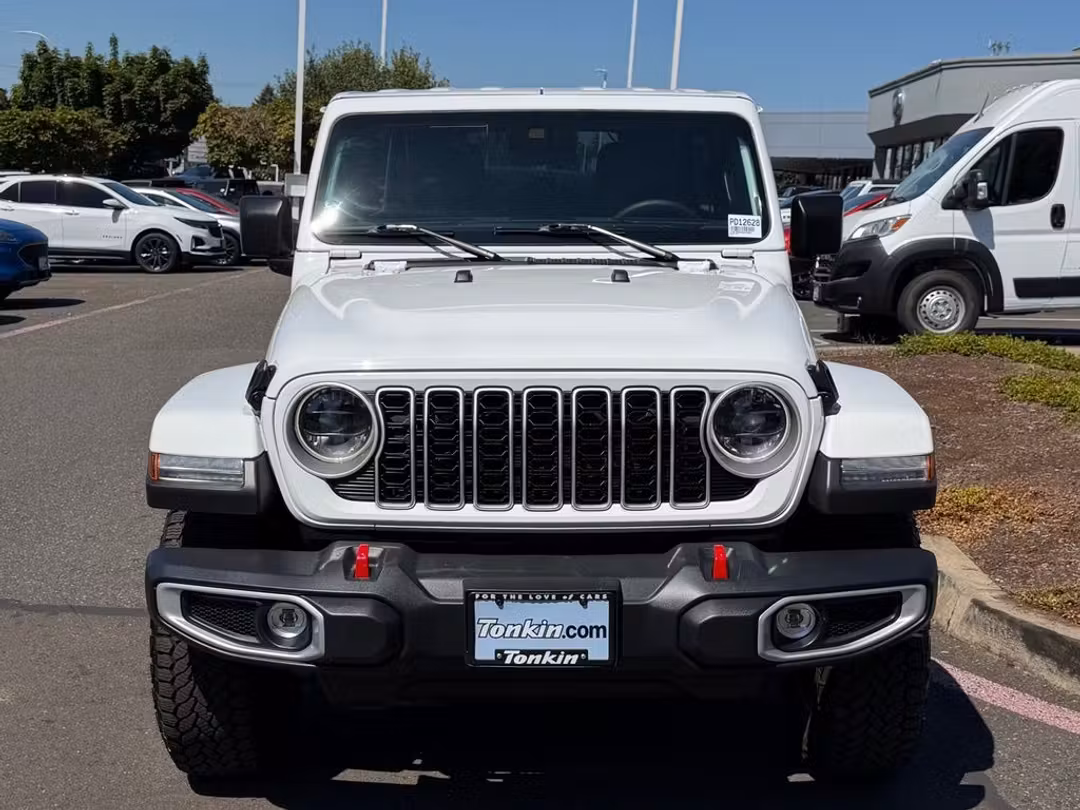 2024 Jeep Wrangler Sahara - Image 3