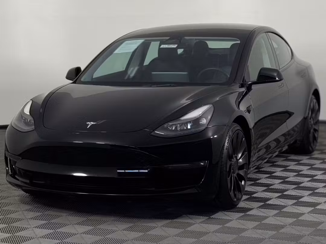 2023 Tesla Model 3 Performance - Image 3