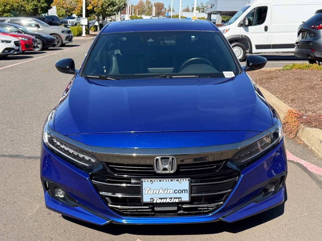 2021 Honda Accord Sport 2.0T - Image 3