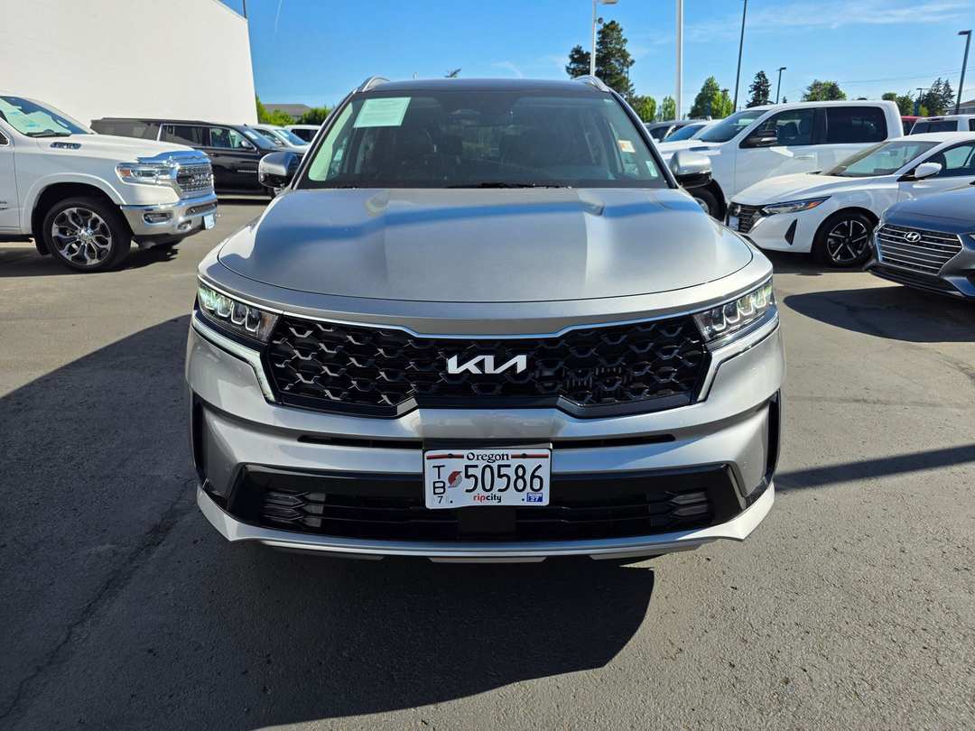 2023 Kia Sorento Hybrid EX - Image 3