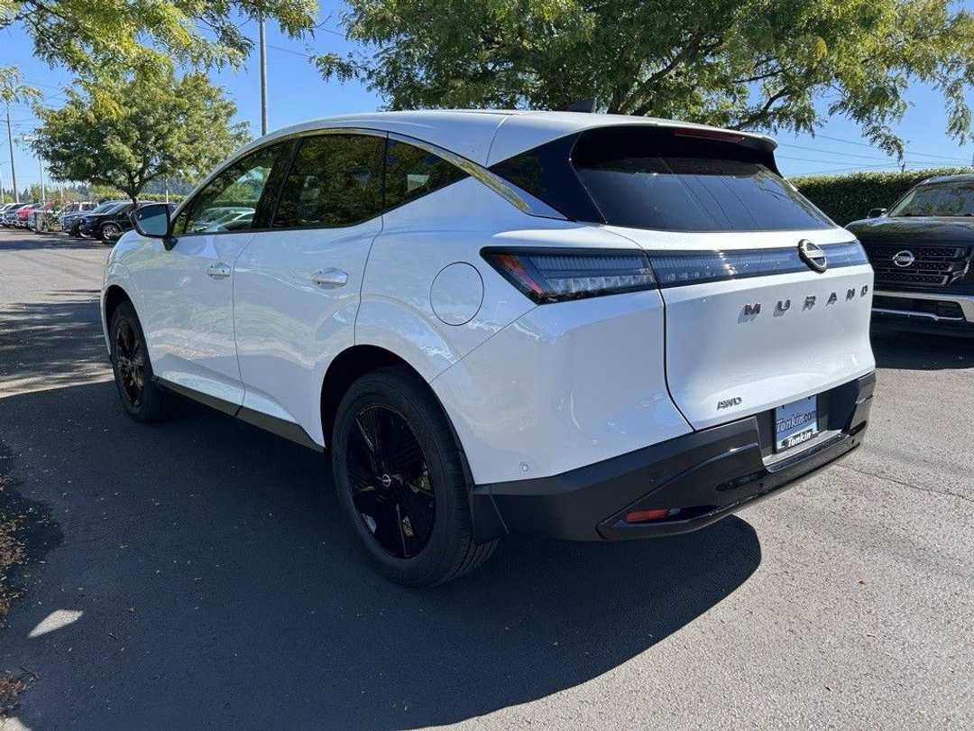 2025 Nissan Murano SV - Photo 6
