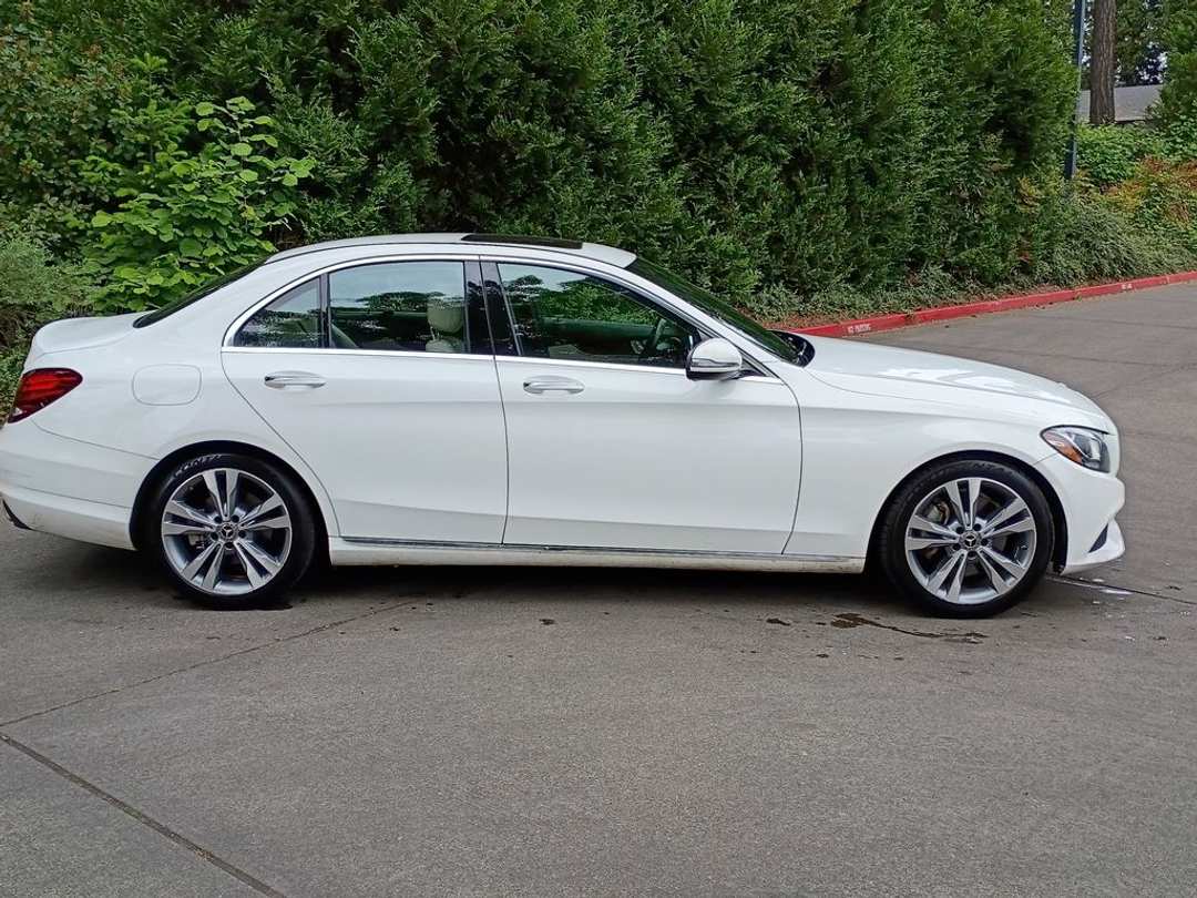 2018 Mercedes-Benz C-Class C 300 - Image 3