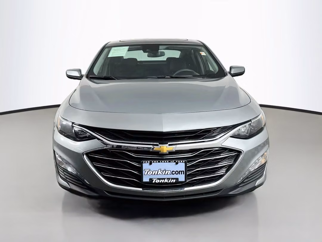 2024 Chevrolet Malibu LT - Image 2